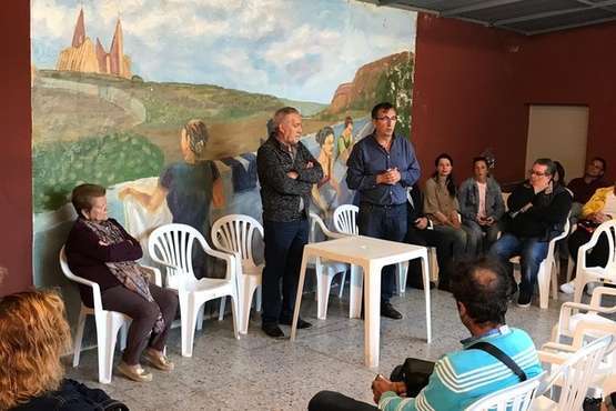 Reunión de Más por Telde con vecinos de Las Longueras (Foto TA)